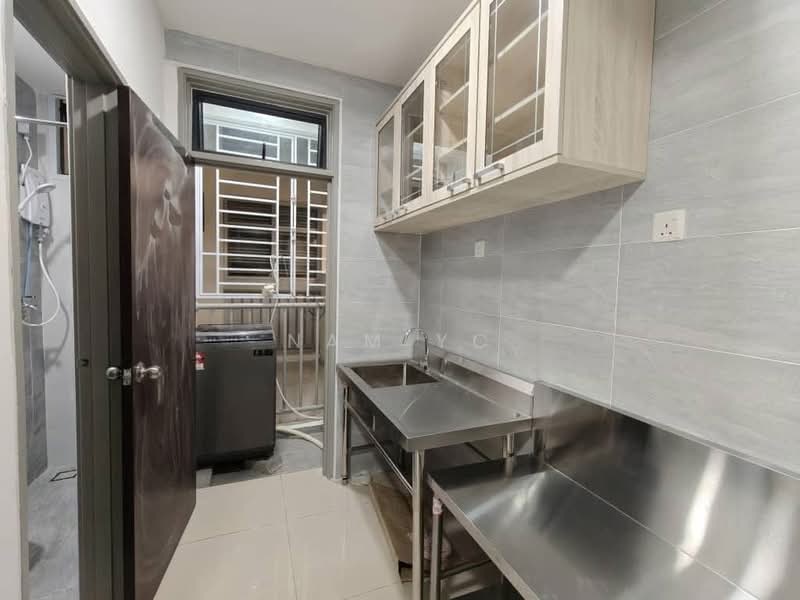 Condominium for Rent at KSL Residence 2 @ Kangkar Tebrau - Nam YC - Kitchen - PropertyGuru.com.my