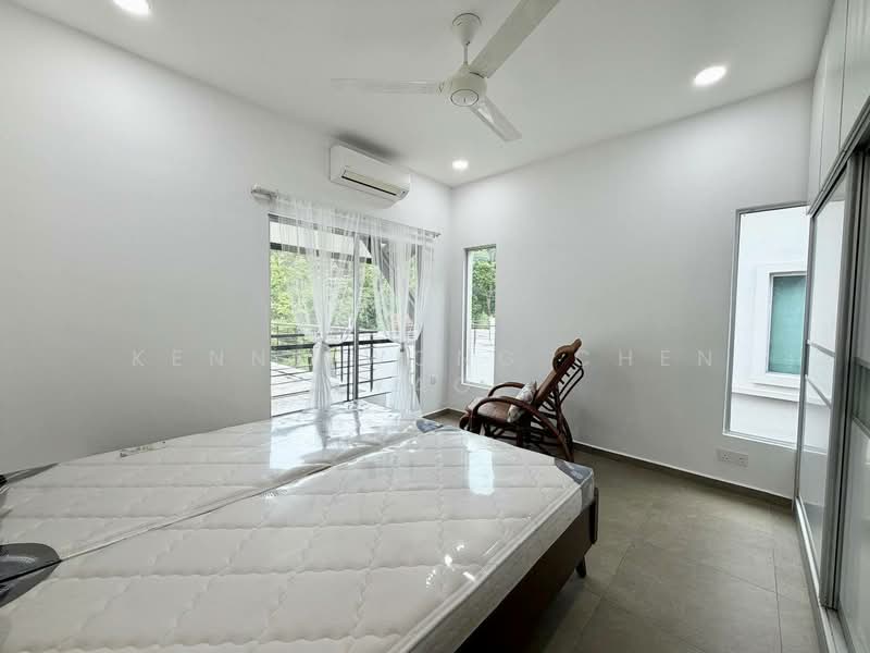 Rumah Teres 2 Tingkat untuk Dijual di Leisure Farm (Gelang Patah) - Kenny Wong Chen Yao - Bedroom - PropertyGuru.com.my