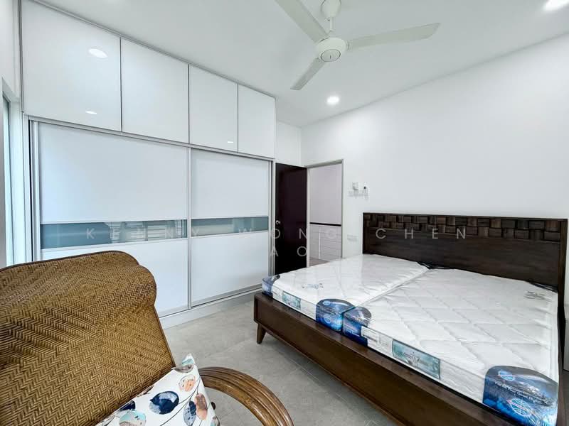 Rumah Teres 2 Tingkat untuk Dijual di Leisure Farm (Gelang Patah) - Kenny Wong Chen Yao - Bedroom - PropertyGuru.com.my