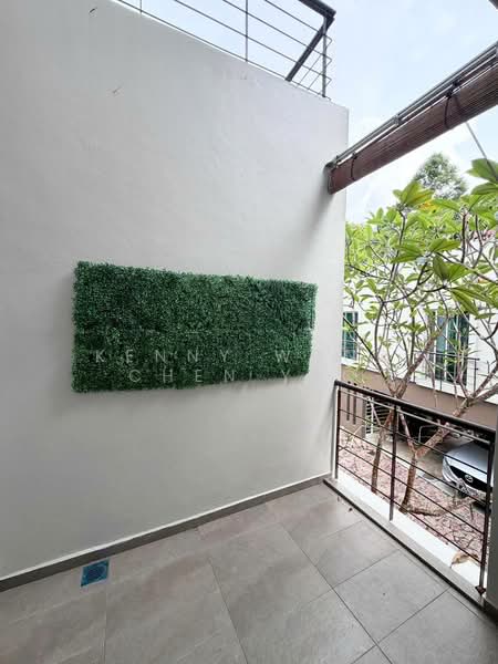 Rumah Teres 2 Tingkat untuk Dijual di Leisure Farm (Gelang Patah) - Kenny Wong Chen Yao - Balcony - PropertyGuru.com.my