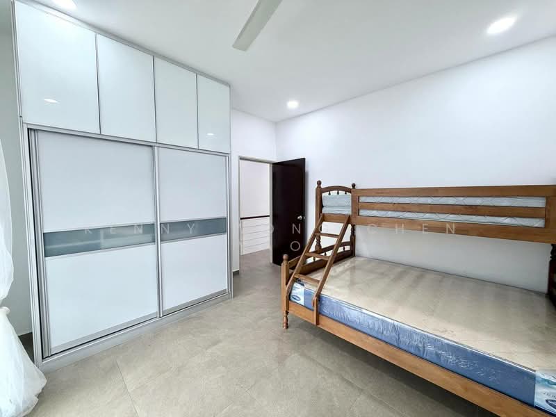 Rumah Teres 2 Tingkat untuk Dijual di Leisure Farm (Gelang Patah) - Kenny Wong Chen Yao - Bedroom - PropertyGuru.com.my