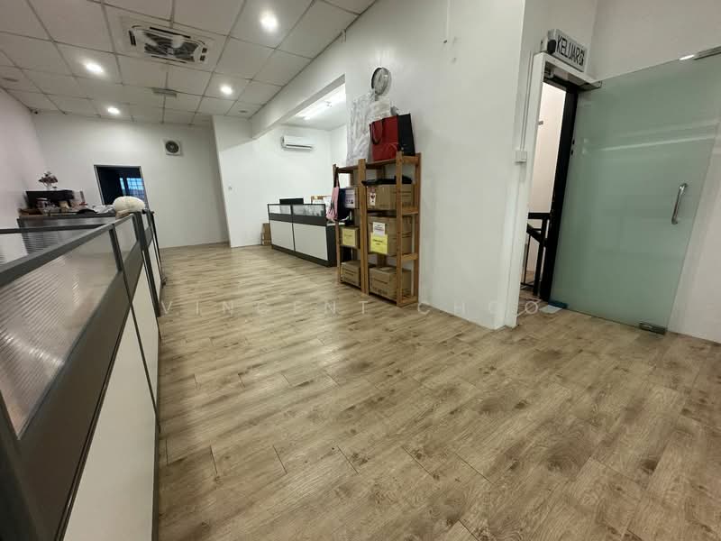 Shop / Office for Sale in Pusat Perniagaan Suria Puchong (Puchong) - Vincent Choo - Interior - PropertyGuru.com.my