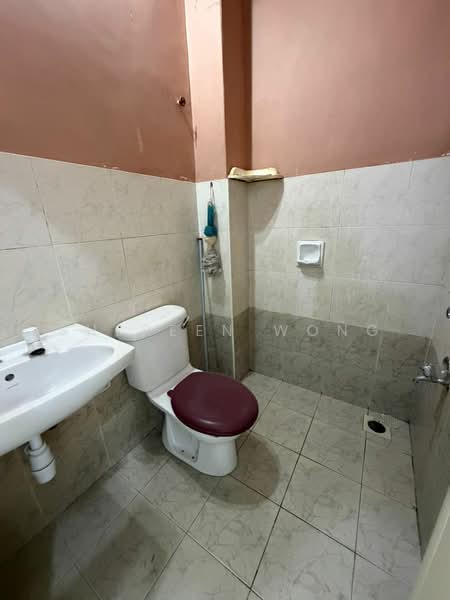 1-storey Terraced House for Rent in Taman Setia Indah (Tebrau) - Shereen Wong - Bathroom - PropertyGuru.com.my