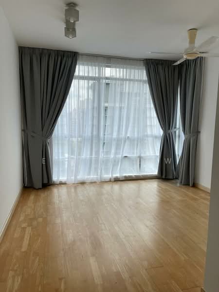 Servis Apartment untuk Dijual di Solaris Dutamas - Edward Low - Living Room - PropertyGuru.com.my