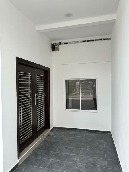 2-storey Terraced House for Sale in Taman Tasek (Johor Bahru) - Annie Chai - Entrance - PropertyGuru.com.my