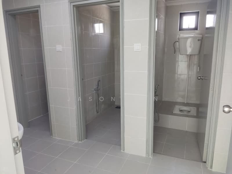 Detached Factory for Sale in Sungai Kapar Indah Industrial Park (Kapar) - Jason Gan - Bathroom - PropertyGuru.com.my