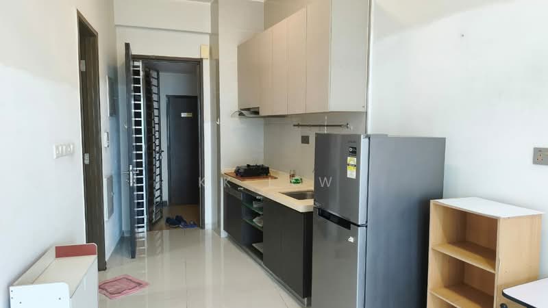 Condominium for Rent at Amberside @ Country Garden Danga Bay - KK Low - Kitchen - PropertyGuru.com.my
