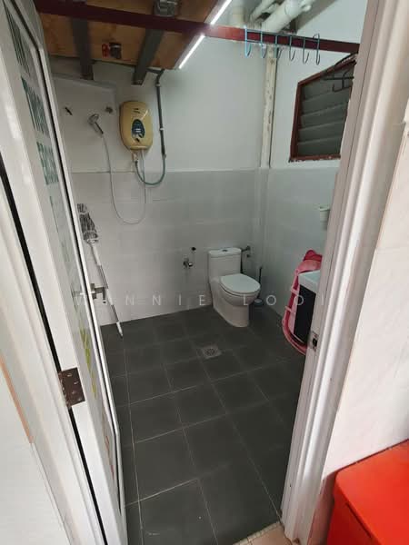 Flat for Sale at Semenyih Mewah - Winnie Looi - Bathroom - PropertyGuru.com.my