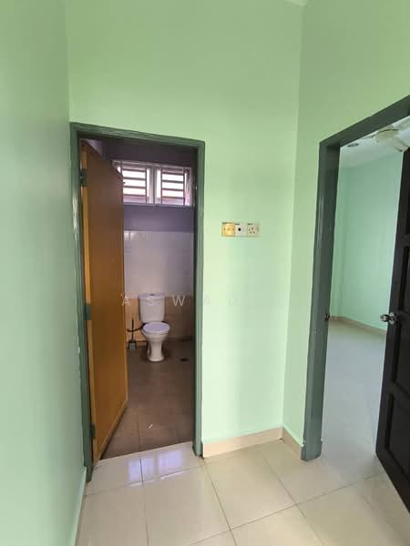 Bungalow for Sale in Seberang Jaya (Penang) - Aswad . - Bathroom - PropertyGuru.com.my