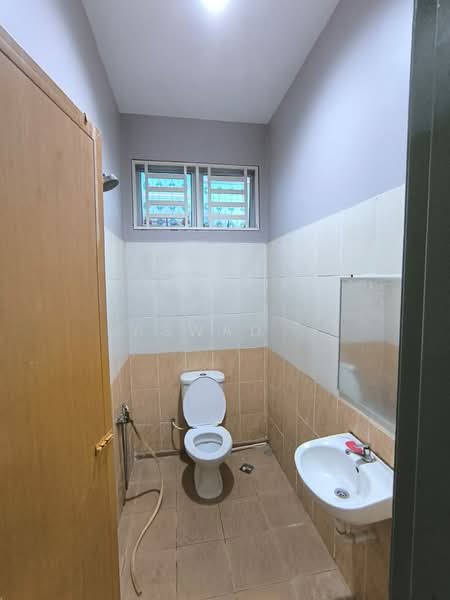 Bungalow for Sale in Seberang Jaya (Penang) - Aswad . - Bathroom - PropertyGuru.com.my