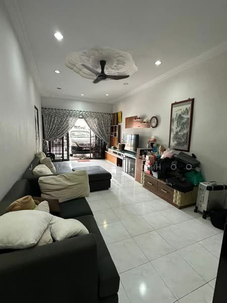 1-storey Terraced House for Sale in Johor Bahru (Johor) - Jameson Choo - Living Room - PropertyGuru.com.my