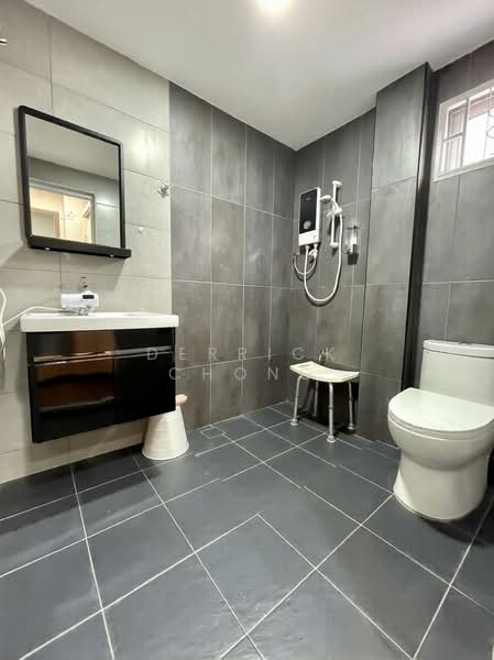 Kedai untuk Dijual di Taman Kota Syahbandar (Melaka City) - Steve Ooi - Bathroom - PropertyGuru.com.my