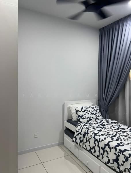 Kondominium untuk Disewa di The Valley Residences @ SkySierra - Farah Kamal - Bedroom - PropertyGuru.com.my