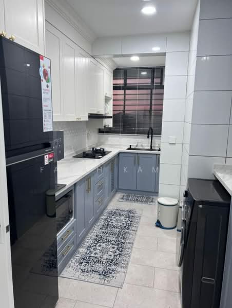 Kondominium untuk Disewa di The Valley Residences @ SkySierra - Farah Kamal - Kitchen - PropertyGuru.com.my