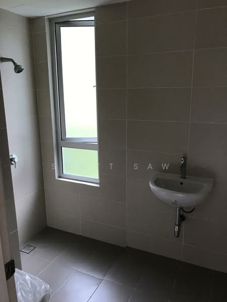 Condominium for Sale at Surin Condominium - Scott Saw - Bathroom - PropertyGuru.com.my