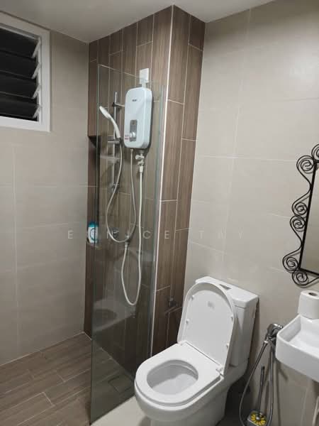 Service Residence for Sale at RYAN & MIHO - Eunice Tay - Bathroom - PropertyGuru.com.my