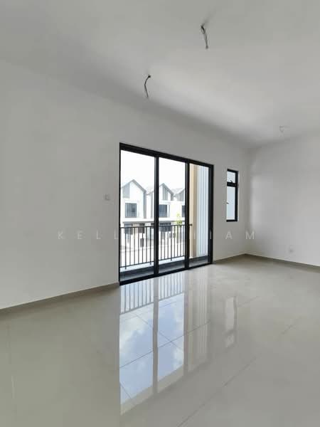 2-storey Terraced House for Sale in Bandar Dato Onn (Tebrau) - Kelly Chiam - Bedroom - PropertyGuru.com.my