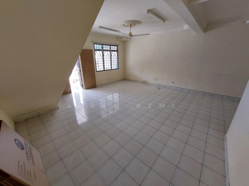 2-storey Terraced House for Sale in Bandar Tasik Kesuma (Beranang) - Akram Azmi - PropertyGuru.com.my