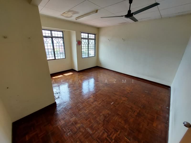 2-storey Terraced House for Sale in Bandar Tasik Kesuma (Beranang) - Akram Azmi - Interior - PropertyGuru.com.my