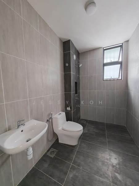 Rumah Teres 2 Tingkat untuk Disewa di Johor Bahru (Johor) - Jessy Koh - Bathroom - PropertyGuru.com.my