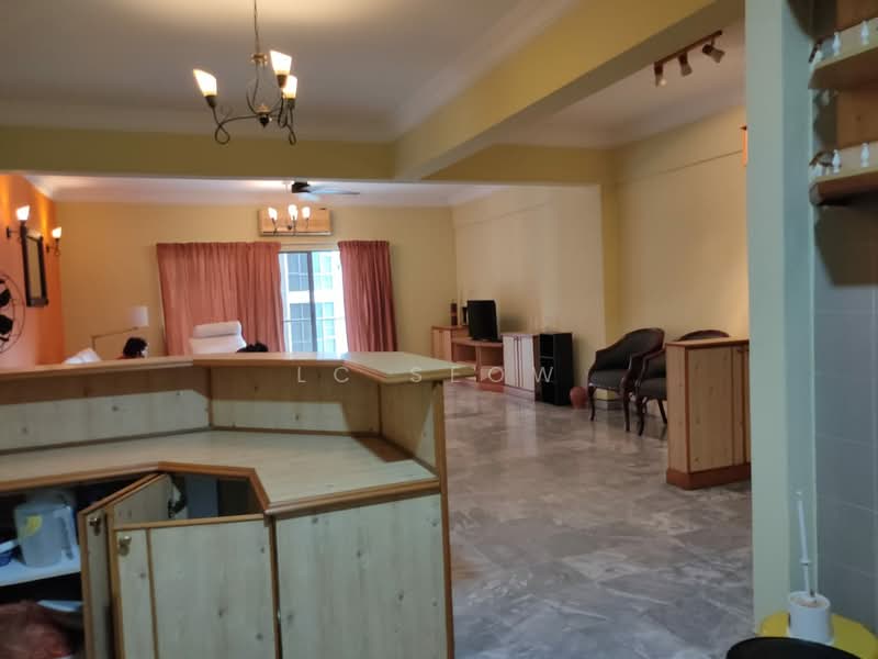 Kondominium untuk Disewa di Menara Bukit Ceylon - LC Seow - Living Room - PropertyGuru.com.my