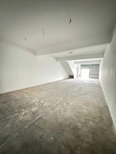 Shop for Rent in Lukut (Negeri Sembilan) - Roy Law - Interior - PropertyGuru.com.my