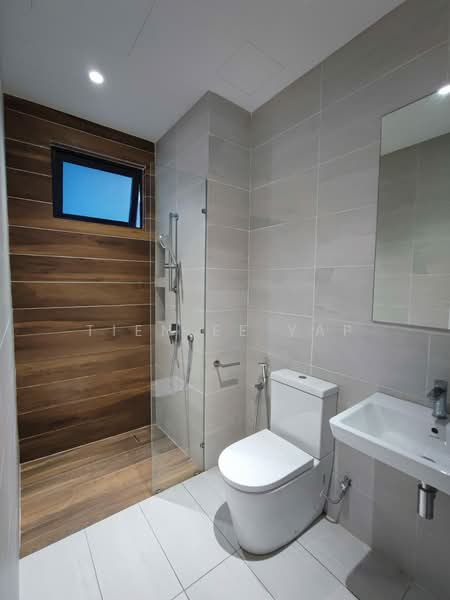 Servis Apartment untuk Disewa di UNIO Residence - Tien Ee Yap - Bathroom - PropertyGuru.com.my