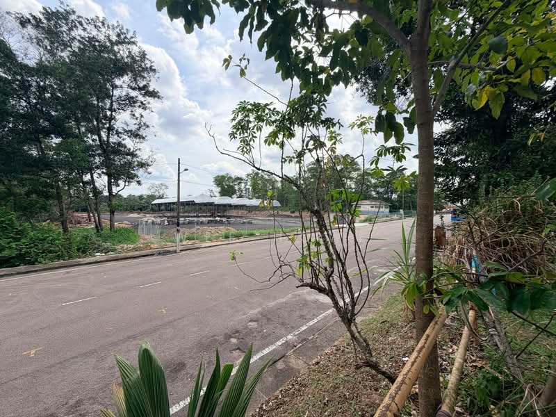 Shop for Sale in Taman Puteri Wangsa (Ulu Tiram) - Wee Howe - Exterior - PropertyGuru.com.my