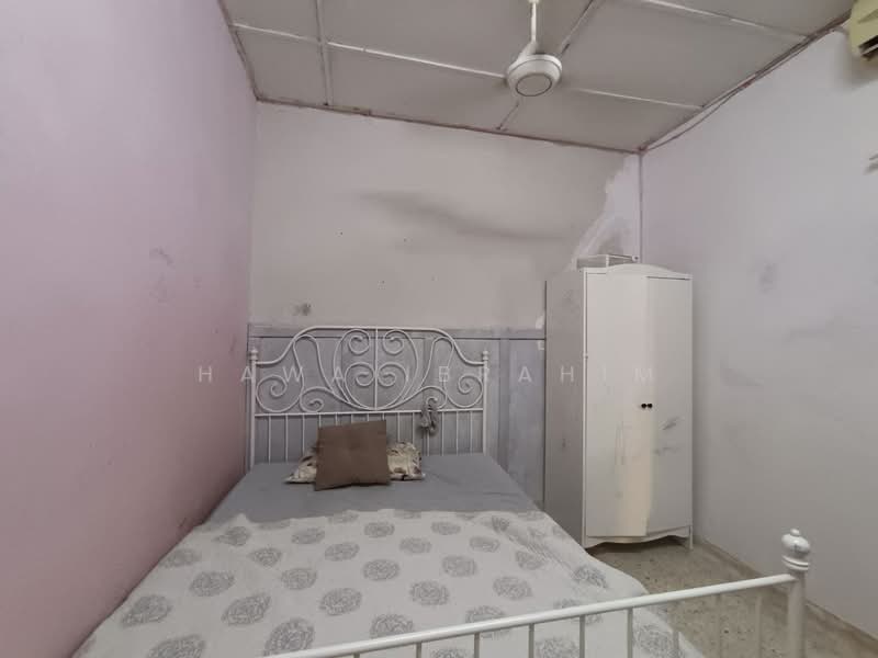 1-storey Terraced House for Sale in Kajang (Selangor) - Hawa Ibrahim - Bedroom - PropertyGuru.com.my
