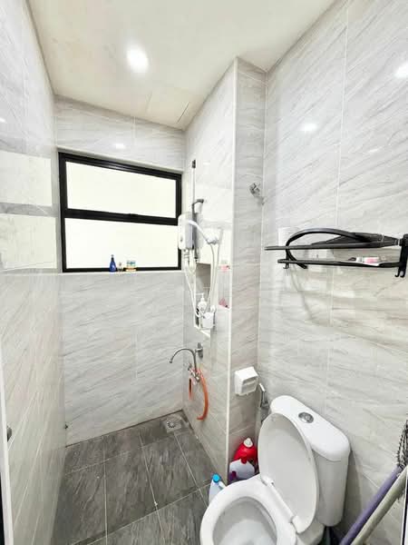 Cluster House for Sale in Johor Bahru (Johor) - Suk Teng Choong - Bathroom - PropertyGuru.com.my