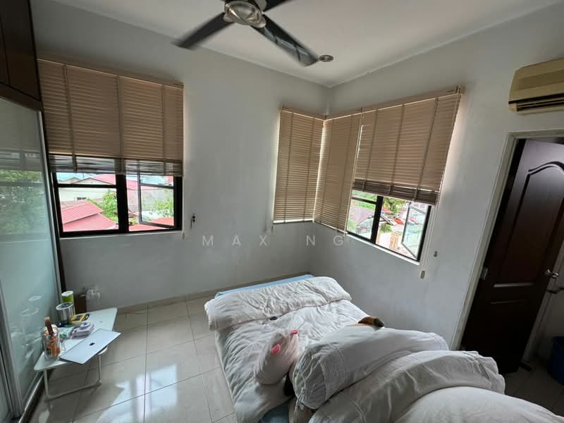 Semi-Detached House for Sale in Tanjung Tokong (Penang) - Max Ng - Bedroom - PropertyGuru.com.my