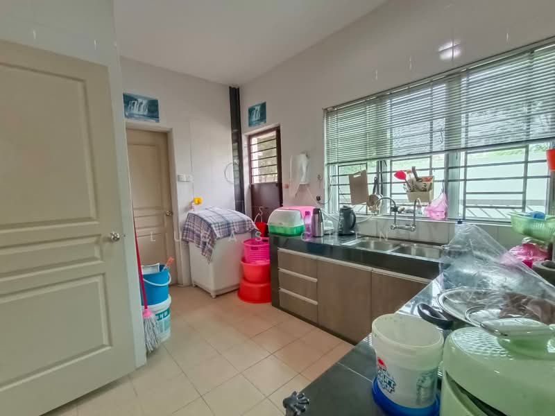 2-storey Terraced House for Sale in Ipoh (Perak) - Lucas Chen - Kitchen - PropertyGuru.com.my