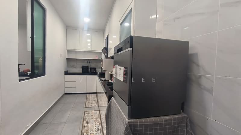 Cluster House for Sale in Taman Austin Heights (Tebrau) - Vion Lee - Kitchen - PropertyGuru.com.my