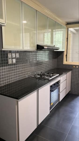 Kondominium untuk Dijual di 2-Twelve - Dave Sidhu - Kitchen - PropertyGuru.com.my