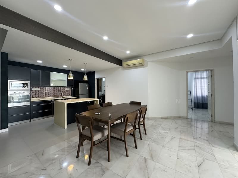 Kondominium untuk Disewa di Diamond Villa Condominium - Amanda Phoon - Kitchen - PropertyGuru.com.my