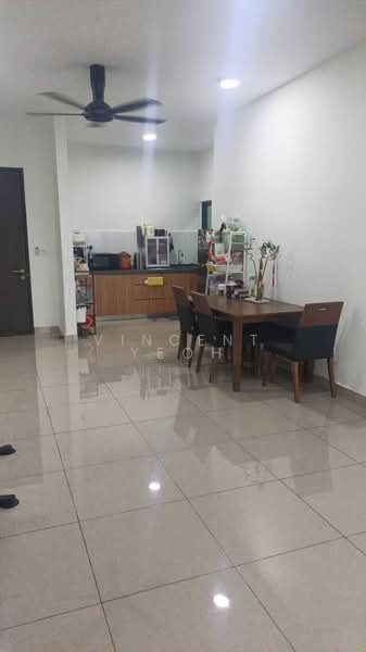 Condominium for Rent at The Henge - Vincent Yeoh - Kitchen - PropertyGuru.com.my