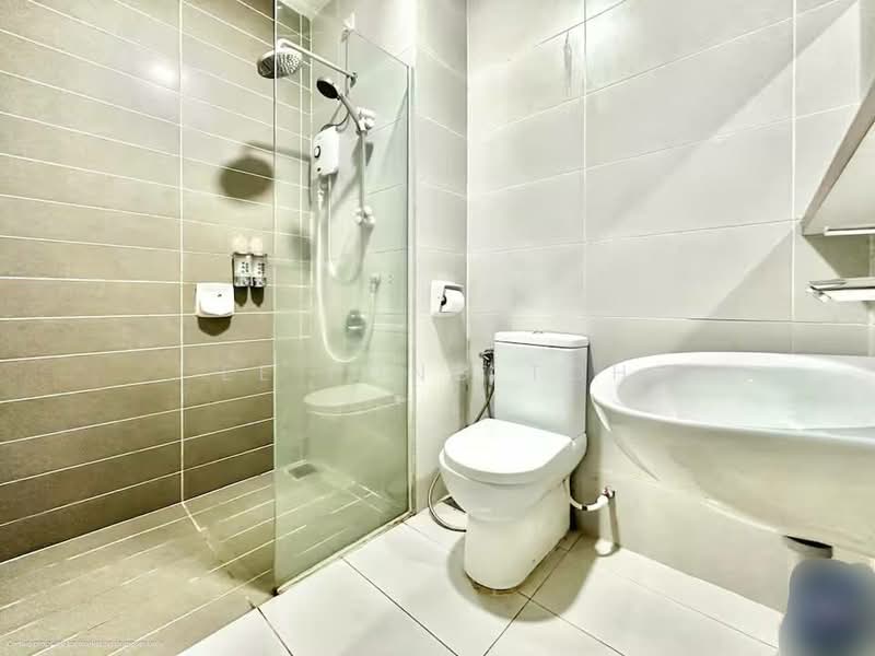 Condominium for Sale at PARC Regency (Residensi Masai) - Ee Fong Toh - Bathroom - PropertyGuru.com.my