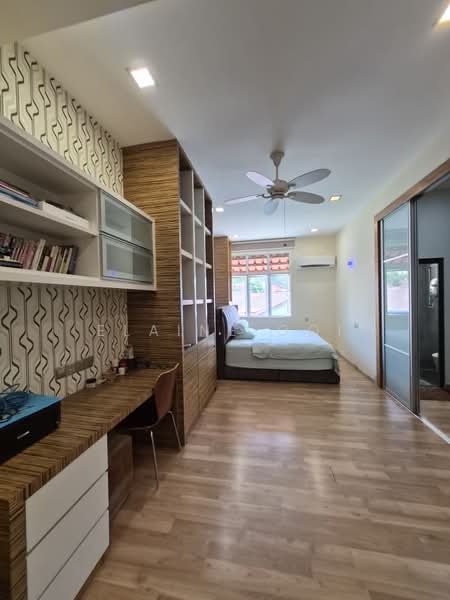 Semi-Detached House for Sale in Tanjung Tokong (Penang) - Elaine Ooi - Bedroom - PropertyGuru.com.my