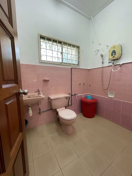 Rumah Banglo untuk Dijual di KLCC (KL City Centre) - Tom Ip - Bathroom - PropertyGuru.com.my