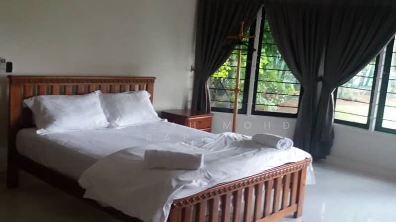 Rumah Banglo untuk Dijual di Tanjung Gemok (Port Dickson) - Mahzah Mohd Rapiee - Bedroom - PropertyGuru.com.my