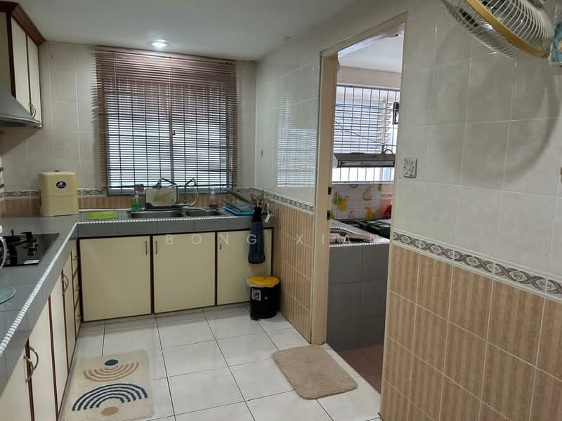 Semi-Detached House for Sale in Kuching (Sarawak) - Bong Xian - Kitchen - PropertyGuru.com.my