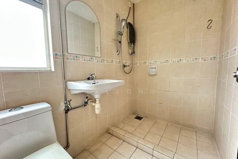 Bungalow for Sale in Bandar Botanic (Klang) - JK Leong - Bathroom - PropertyGuru.com.my