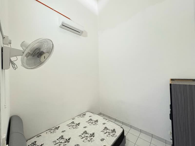 1.5-storey Terraced House for Rent in Johor Bahru (Johor) - Hong Charng Lee - Bedroom - PropertyGuru.com.my