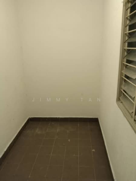 Pangsapuri untuk Dijual di Pangsapuri Akasia (Bandar Botanic) - Jimmy Tan - Interior - PropertyGuru.com.my
