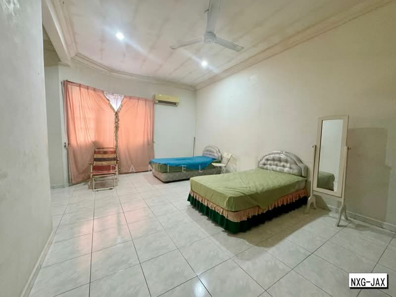 Rumah Teres 2 Tingkat untuk Dijual di Taman Berkeley (Klang) - Daniel Kok - Bedroom - PropertyGuru.com.my
