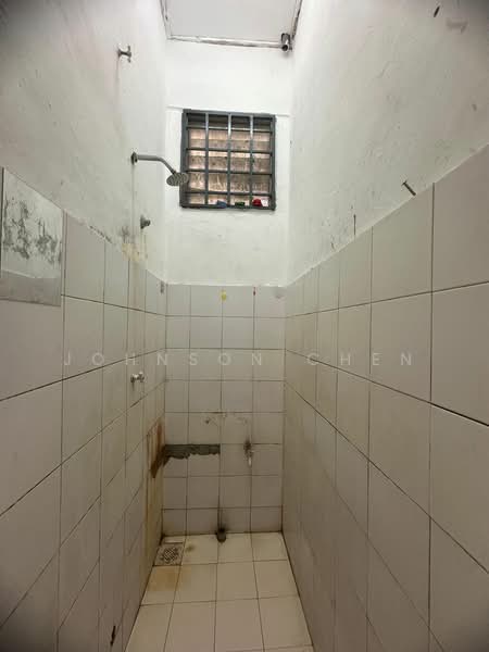 1-storey Terraced House for Rent in Kelapa Sawit (Kulai) - Johnson Chen - Bathroom - PropertyGuru.com.my