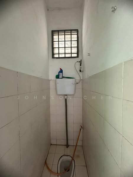 1-storey Terraced House for Rent in Kelapa Sawit (Kulai) - Johnson Chen - Bathroom - PropertyGuru.com.my