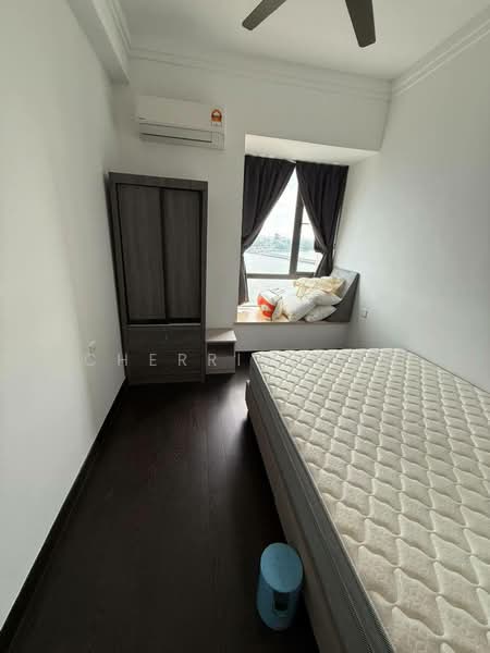 Service Residence for Sale at R&F Princess Cove Phase 2-Seine Region - Cherris Wun - Bedroom - PropertyGuru.com.my