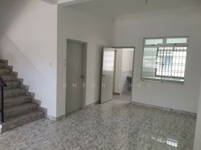 3-storey Terraced House for Sale in Taman Gunung Pulai (Kulai) - Johnson Chen - Interior - PropertyGuru.com.my