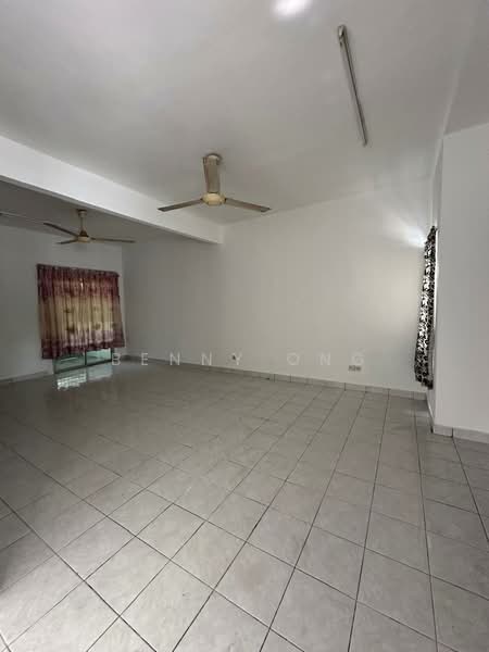 2.5-storey Terraced House for Sale in Taman Aman Putra (Puchong) - Benny Ong - Living Room - PropertyGuru.com.my